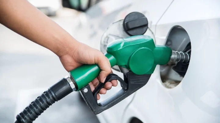 petrol price will be Rs 15 per liter
