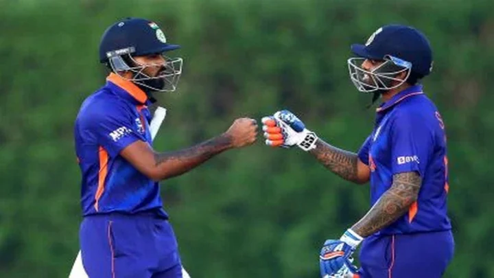 ஹர்திக் பாண்ட்யா மற்றும் சூர்யகுமாருக்கு பிசிசிஐ கொடுக்கும் ப்ரமோஷன்!