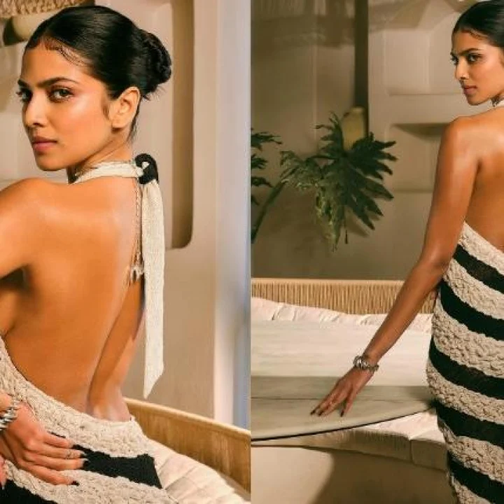 அத போடாமல் அப்பட்டமாக காட்டி போஸ் கொடுக்கும் மாளவிகா மோகனன்!