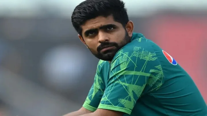 ரன்ரேட்ட அதிகமாக்க திட்டம் இருக்கு… அதுக்கு இவங்கள்லாம் சரியா விளையாடனும்- பாபர் அசாம் கருத்து!