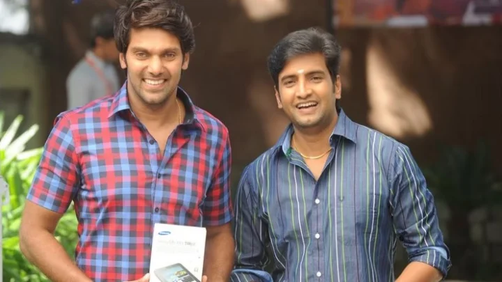 சந்தானம்