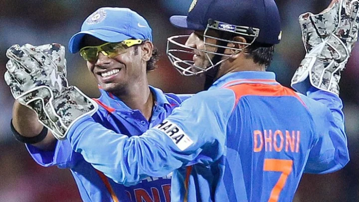 நான் சதமடித்தும் ஏன் அணியில் எடுக்கவில்லை… தோனியிடம் கேட்க ஆசைப்படும் முன்னாள் வீரர்!