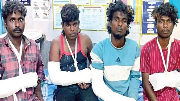 வழிப்பறி கொள்ளை செய்த 4 இளைஞர்கள் கைது.. கைதான சில நிமிடங்களில் தடுக்கி விழுந்து எலும்பு முறிவு..!