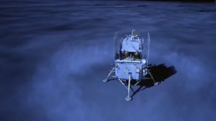 நிலவின் தென் துருவத்தில் சீனாவின் விண்கலம்.. பாறை மாதிரிகளை ஆய்வு செய்ய முடிவு..!