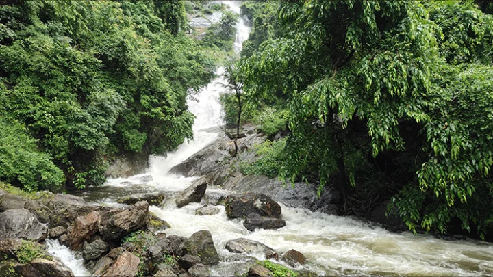 வெள்ளப் பெருக்கு காரணமாக கோவை குற்றாலம் தற்காலிகமாக மூடப்படுகிறது- வனத்துறை அறிவிப்பு!