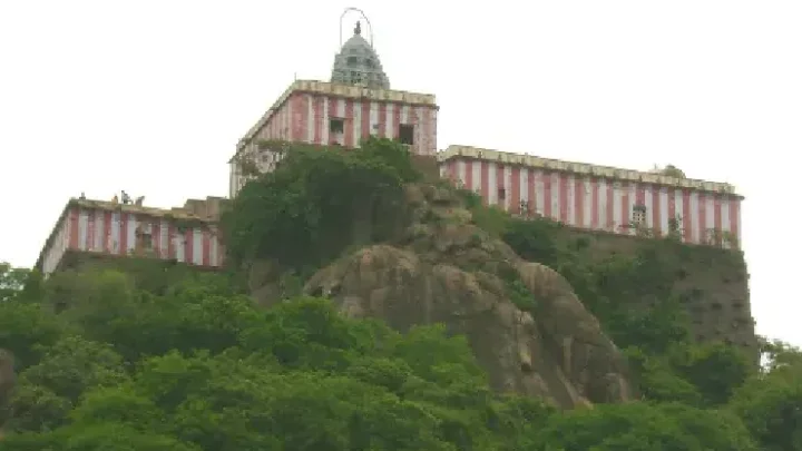 திருக்கழுக்குன்றம் தலத்தில் உள்ள 12 தீர்த்தங்களின் முக்கியத்துவம்..!