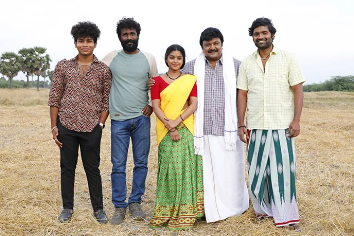 நகைச்சுவை கலந்த குடும்பச் சித்திரமாக  உருவாகிறது 