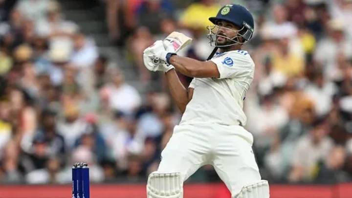 நிதீஷ்குமார் ரெட்டி அதிரடி ஆட்டம்.. ஃபாலோ ஆனைத் தவிர்க்குமா இந்தியா?