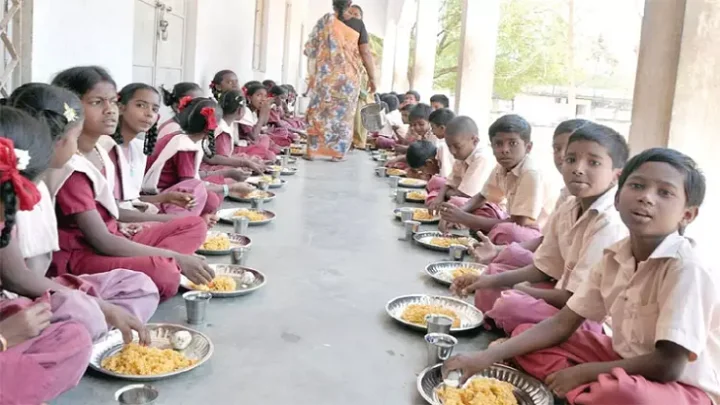 காலை சிற்றுண்டி திட்டத்தின் 'டெண்டர்' மறுபரிசீலனை? மேயர் பிரியா ஆலோசனை..!