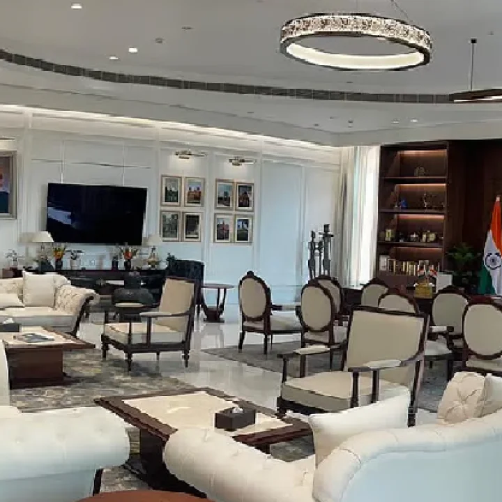 டெல்லி முதல்வர் அலுவலகத்தில் அம்பேத்கர் படம் அகற்றப்பட்டதா? பாஜக விளக்கம்..!