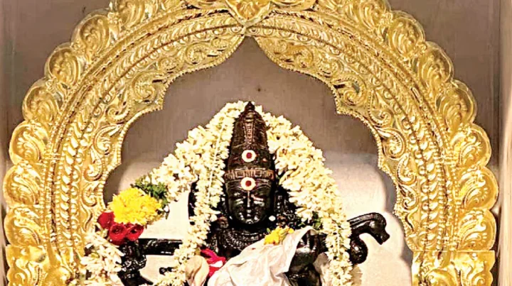 பிரம்மன் தீர்மானித்த அற்புத இடம்: சென்னை ஆலயத்தில் சரஸ்வதிக்கு தனி சந்நிதி