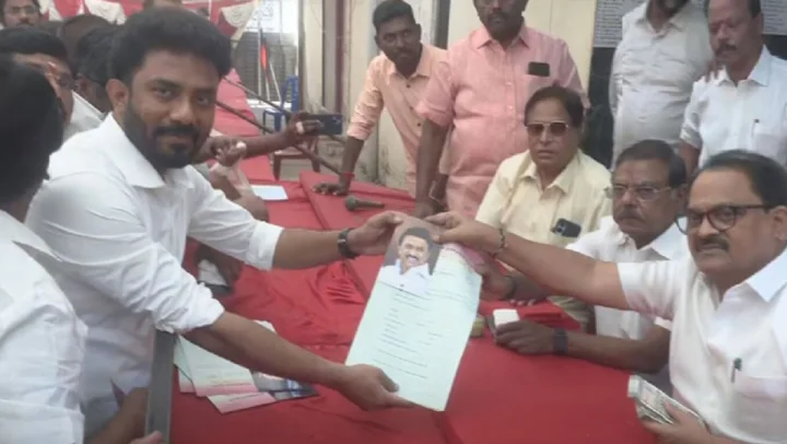 திமுக எம்.எல்.ஏ ஆகிறாரா ஓபிஎஸ் மகன்? 3 தொகுதிகளுக்கு விருப்பமனு தாக்கல்..!