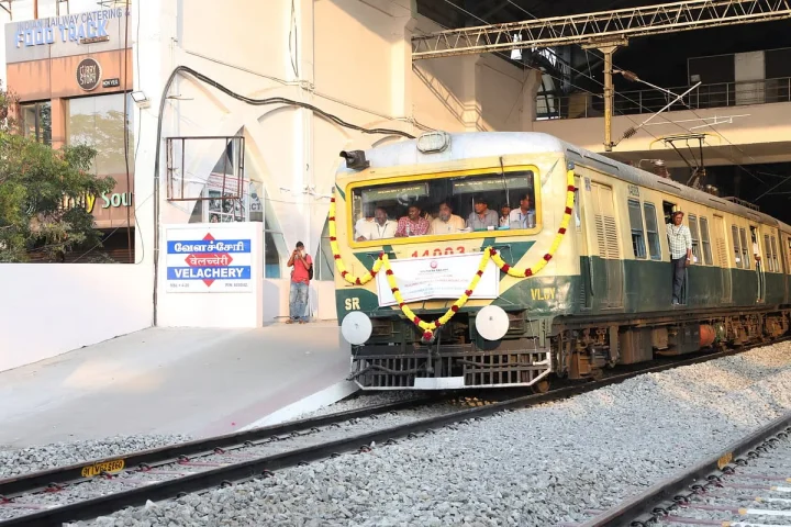 வேளச்சேரி - பரங்கிமலை பறக்கும் ரயில் சேவை நாளை தொடங்காதா? பயணிகள் அதிருப்தி..!