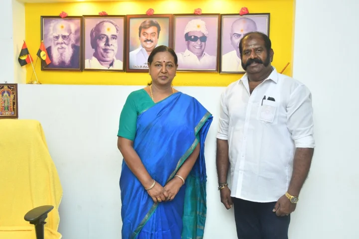meesai