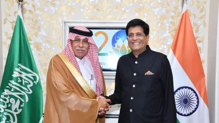 சவூதி அரேபிய வர்த்தக அமைச்சருடன் தொழில்துறை அமைச்சர் பியூஷ் கோயல் காணொளியில் பேச்சு.. முக்கிய ஆலோசனை