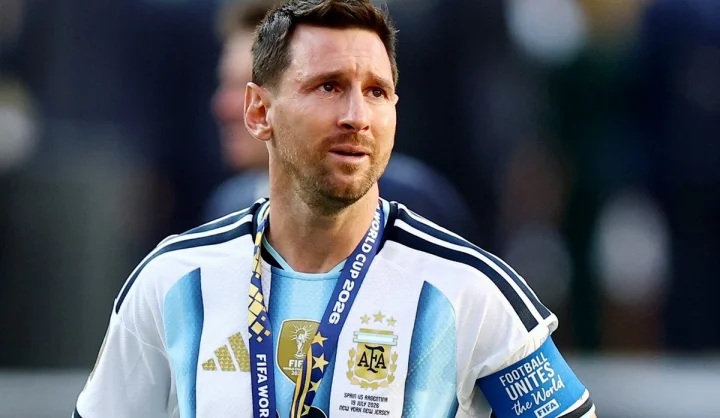 வலி அதிகமா இருக்கு!.. காயம் ஆறுவது கடினம்!.. மெஸ்ஸி உருக்கம்....