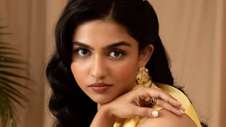 30 நாட்களில் 3 திரைப்படங்கள் ரிலீஸ்!.. முக்கிய நடிகையாக மாறிய மமிதா பைஜூ!..