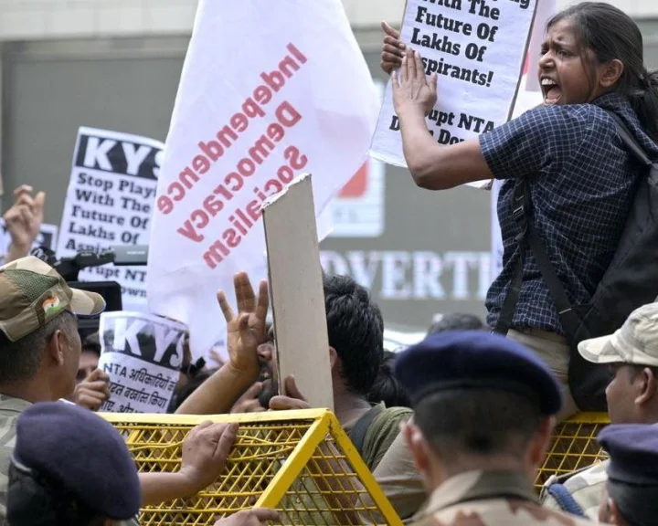 டெல்லி போராட்டம்!.. மாணவர்கள் மீதான வழக்குகள் வாபஸ்!. பணிந்த ஒன்றிய அரசு!...