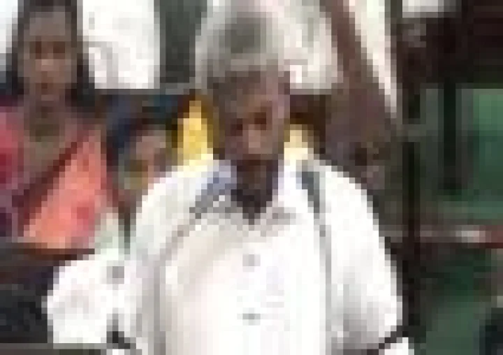 ஒன்றரை மணி நேரமாக பட்ஜெட் வாசிக்கும் நிதியமைச்சர் மரிய வில்சன்.. ஒரு சச்சரவு இல்லாமல் அமைதியாக இருக்கும் உதயநிதி..
