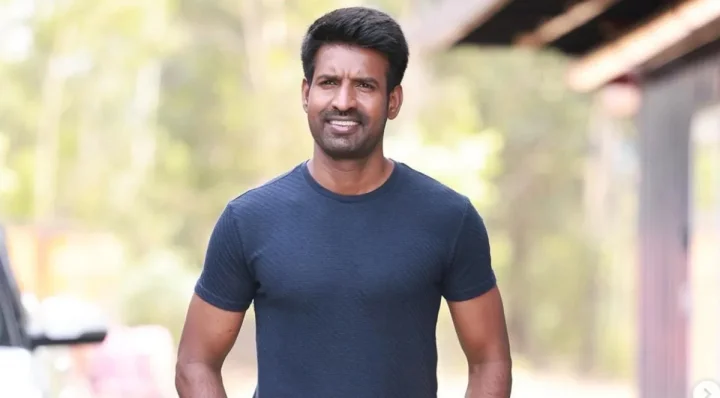 சாமிக்கு அப்புறம் பொண்டாட்டி இல்லை.. பொண்டாட்டிக்கு பிறகுதான் சாமி! – சூரி