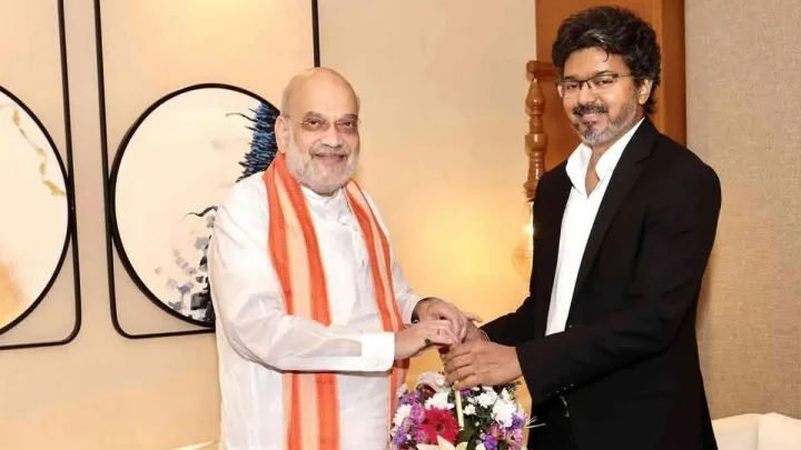 கடைசி நேரத்தில் ரோட் ஷோ ரத்து!.. டெல்லி புறப்படும் அமித்ஷா!...