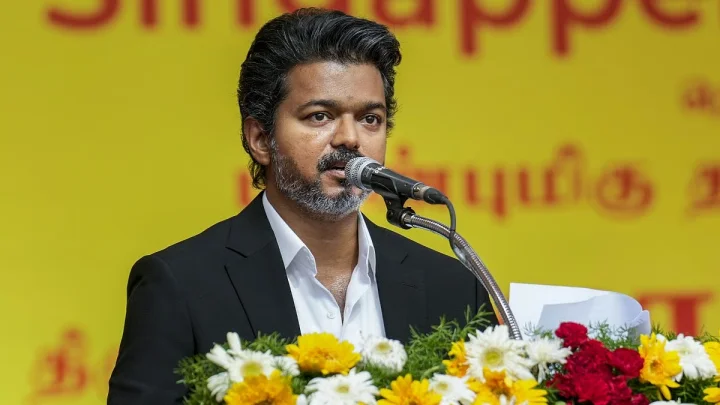 இடைத்தேர்தலில் 4 நாட்கள் பிரச்சாரம்!.. இறங்கி அடிக்கப்போகும் விஜய்!...