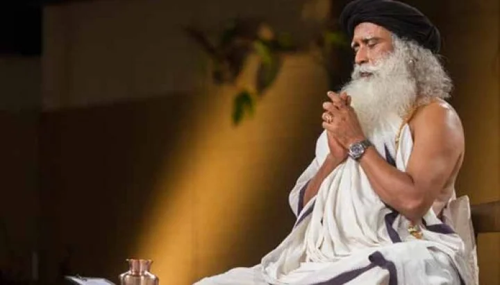 అసలు యోగా ఎందుకు చేయాలి.. గురూజీ?