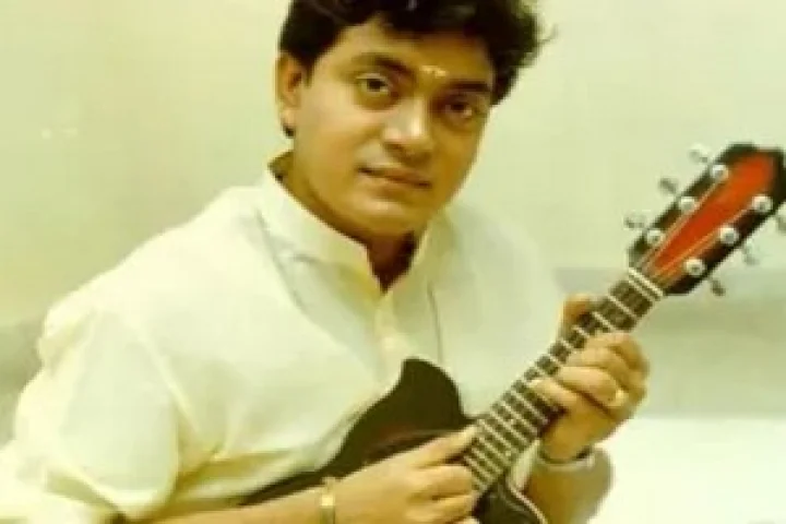 Mandolin Shrinivas passes away