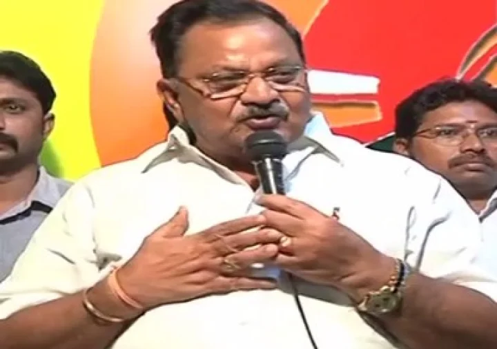 క్యూలైన్లలో శ్రీవారి భక్తులపై దురుసుగా ప్రవర్తించకండి : చదలవాడ