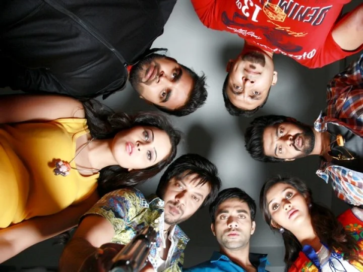 'భమ్‌ బోలోనాథ్‌'... మూడు జంటల కథ... రివ్యూ రిపోర్ట్