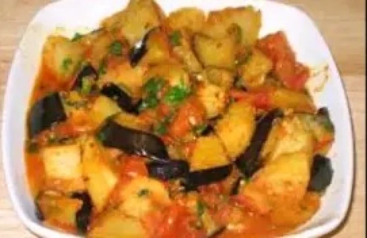 Tomato brinjal curry