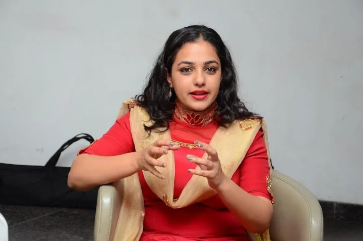 ''I Don't Love Social Network'' - Nithya Menon Interview