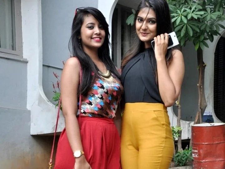 ఫర్వాలేదనిపించే 'ది బెల్స్‌'... రివ్యూ రిపోర్ట్