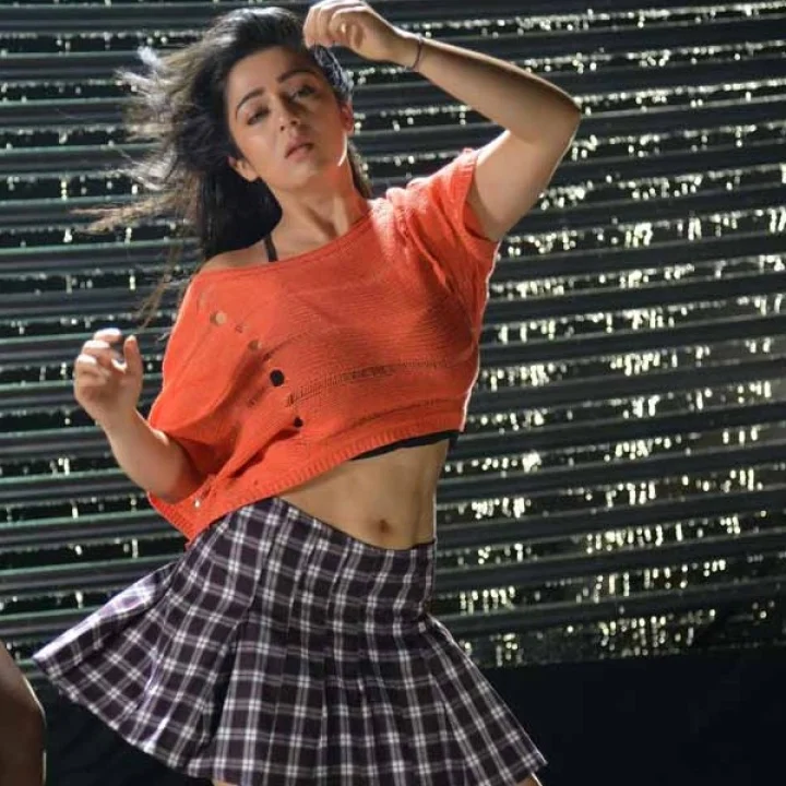 చార్మి కోసమే 'మంత్ర-2'... రివ్యూ రిపోర్ట్