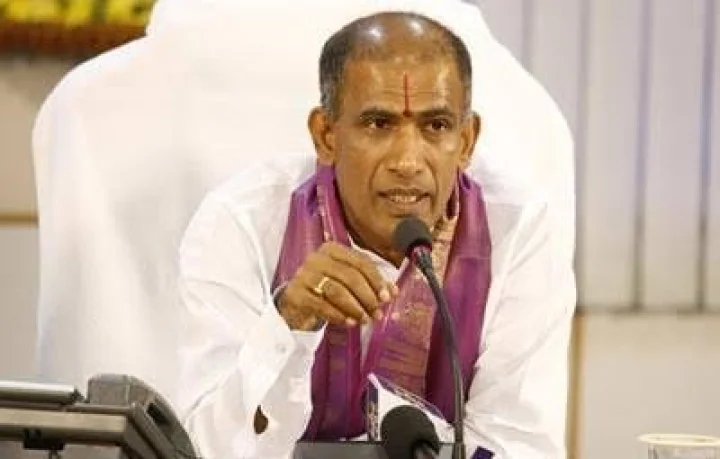 వేసవి కాలం.. ఎండలు మండిపోతున్నాయి.. శ్రీవారి భక్తులు జాగ్రత్త : ఈవో సాంబశివ రావు