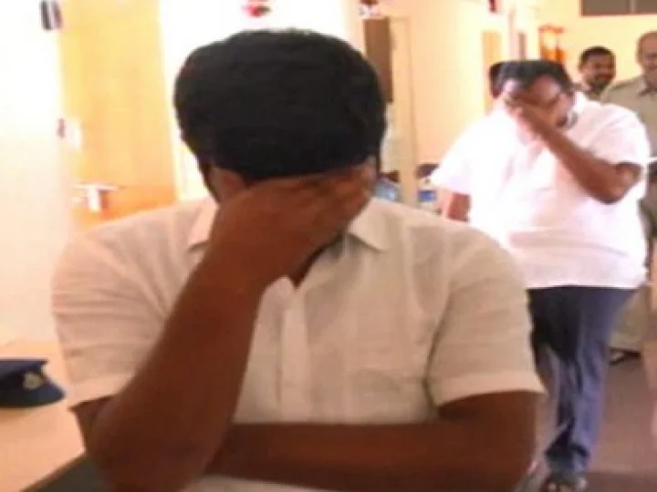 విఐపి బ్రేక్‌ ఎల్‌-1 టికెట్లు 8 లక్ష రూపాయలు..!