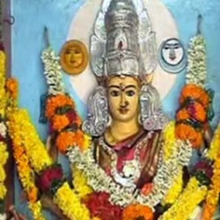 మూలా న‌క్ష‌తం నాడు పూజిస్తే... వాగ్దేవి మీ నాలుక‌పై న‌ర్తిస్తుంది...
