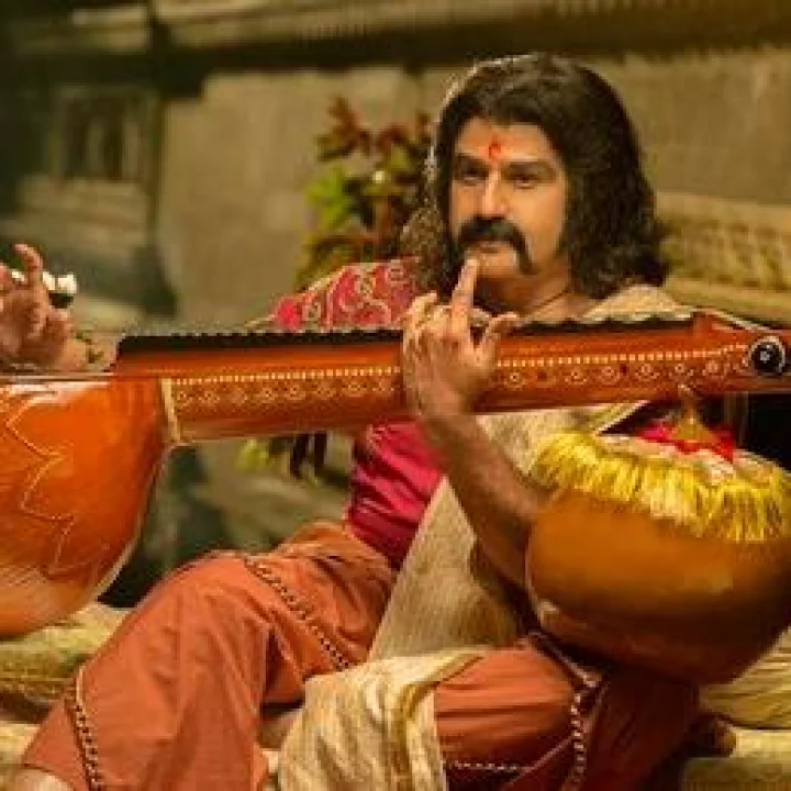 బాలకృష్ణ పూజ ఎన్ని గంటలకు చేస్తాడో తెలుసా?