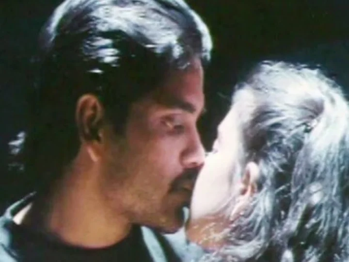 nagarjuna kissing scene