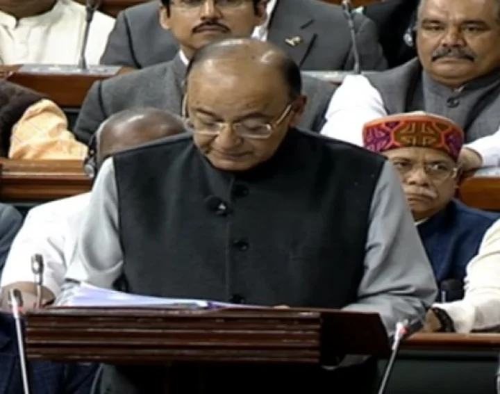 #Budget2018 సార్వత్రిక బడ్జెట్.. హిందీలో జైట్లీ బడ్జెట్ ప్రసంగం ప్రారంభం