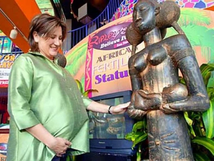 బొమ్మలను తాకితే గర్భం వస్తుందా? ఎక్కడ?