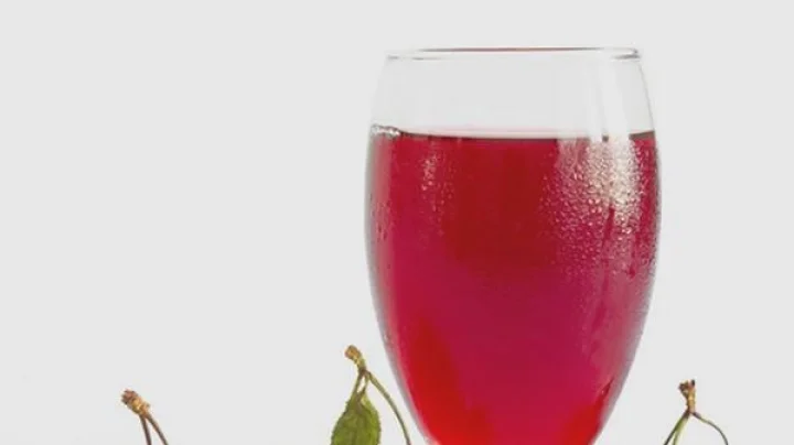 शरीरात युरिक अॅसिडचे प्रमाण वाढले असेल तर या नॅचरल ड्रिंक्‍सने बॉडीला करा डिटॉक्‍स