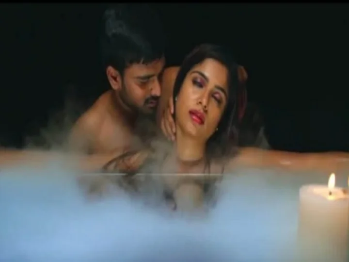 સેક્સના સમયે તમારા પાર્ટનરથી આ બધુ કરાવવા ઈચ્છે છે પુરૂષ