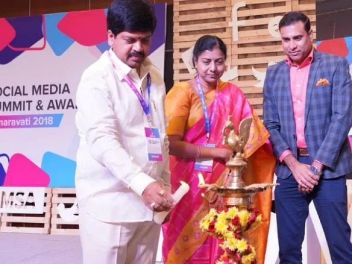 social media summit