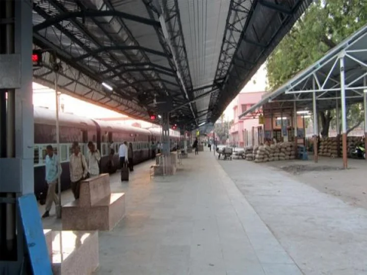 railway station