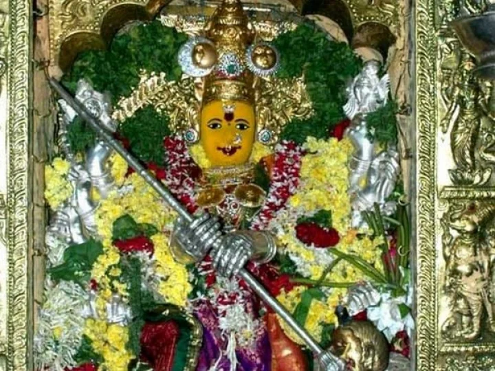 Mahishasura Mardhini alankaram