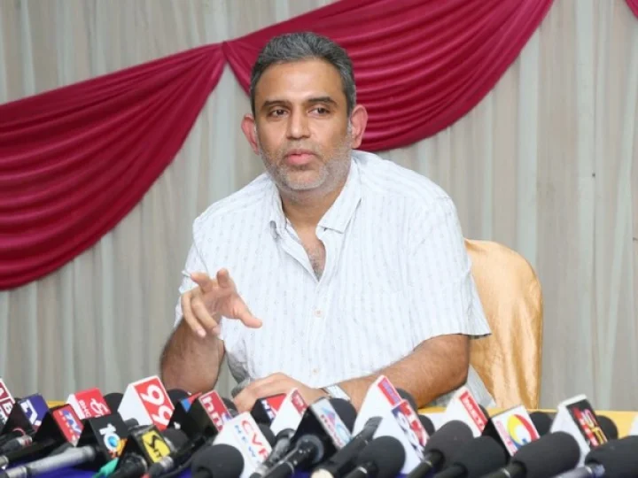 rayapati mohan fire on jagan