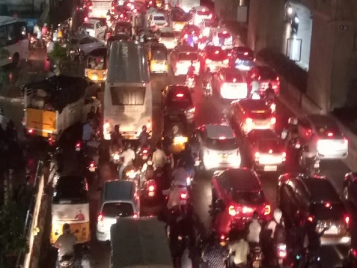 traffic in hyderabad