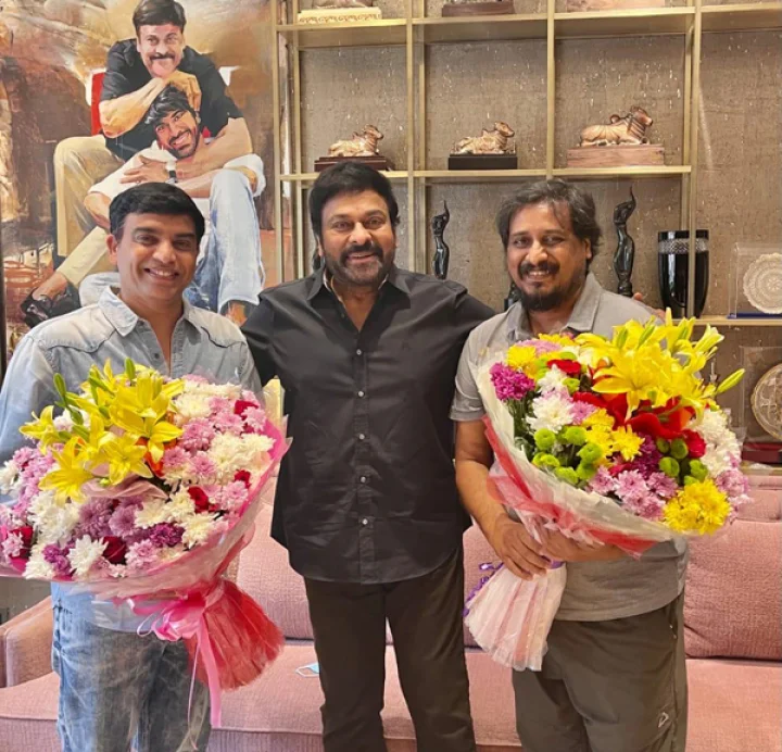Megastar Chiranjeevi praises Vakil Saab