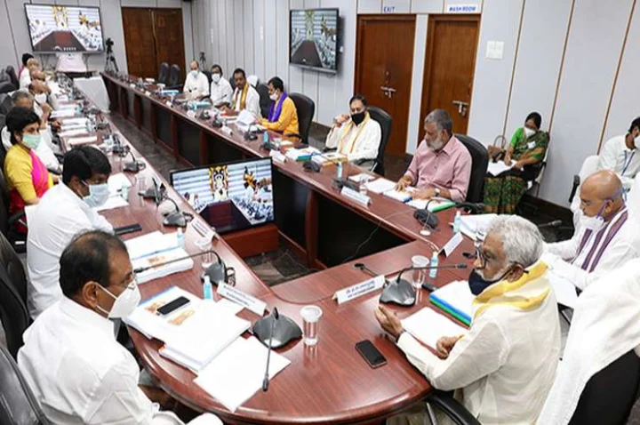 TTD governing body members